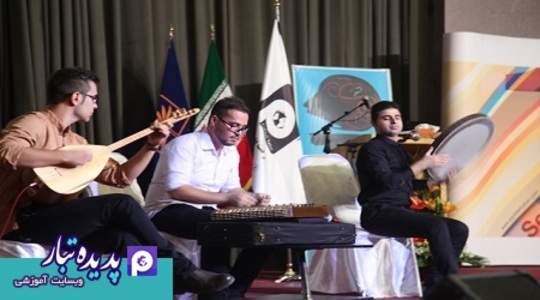 گروه موسیقی در نخستین سمیتئاتر  ایران